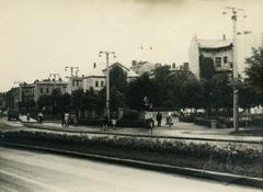 Будинки парного боку вулиці 700-річчя Львова (тепер пр. Чорновола)