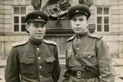Officers of the the artillery in Lviv in 1944