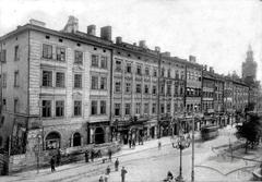 Кам'яниця на площі Ринок, 11