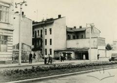 Зруйновані застарілі будинки на вул. 700-річчя Львова, 39-47 (тепер пр. В. Чорновола)