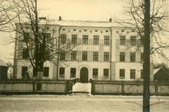 Українська гімназія "Рідної школи"
