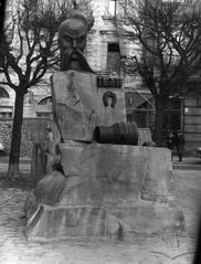 Monument to ivan Pidkova