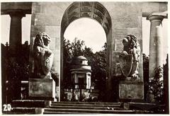 Monument of Glory
