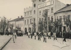 Святкування «Великої Жовтневої соціалістичної революції» на вулицях Підгаєць