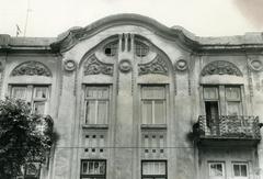 Декор фасаду - Вулиця Бандери, 31