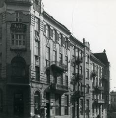 Вулиця Бандери, 2-6