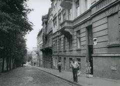Вулиця Менделєєва
