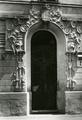 Main entrance at 2 Hlibova St. 