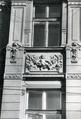 Фрагмент фасаду будинку на вул. Коперника, 44 