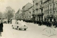 Automobile on Lenin avenue