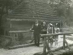 Family in Shevchenkivskyi Hay