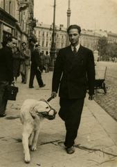 Stroll on Mitskevycha square