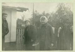 На буряках в колгоспі, "Полярон"