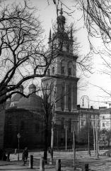 Успенська церква та вежа Корнякта