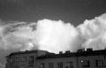 Хмари над будинками