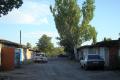 Гаражі та старе кладовище