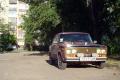 У дворі пр. Космонавтів 10