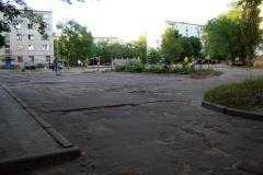У дворі