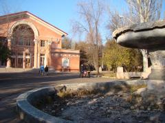 Бульвар Незалежності України (Дружби Народів)