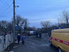 Поліція та газова служби на місці обстрілу