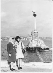 Пам'ятник затопленим кораблям