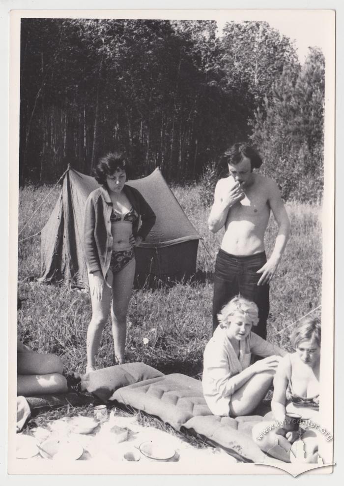 Camping with tents 1
