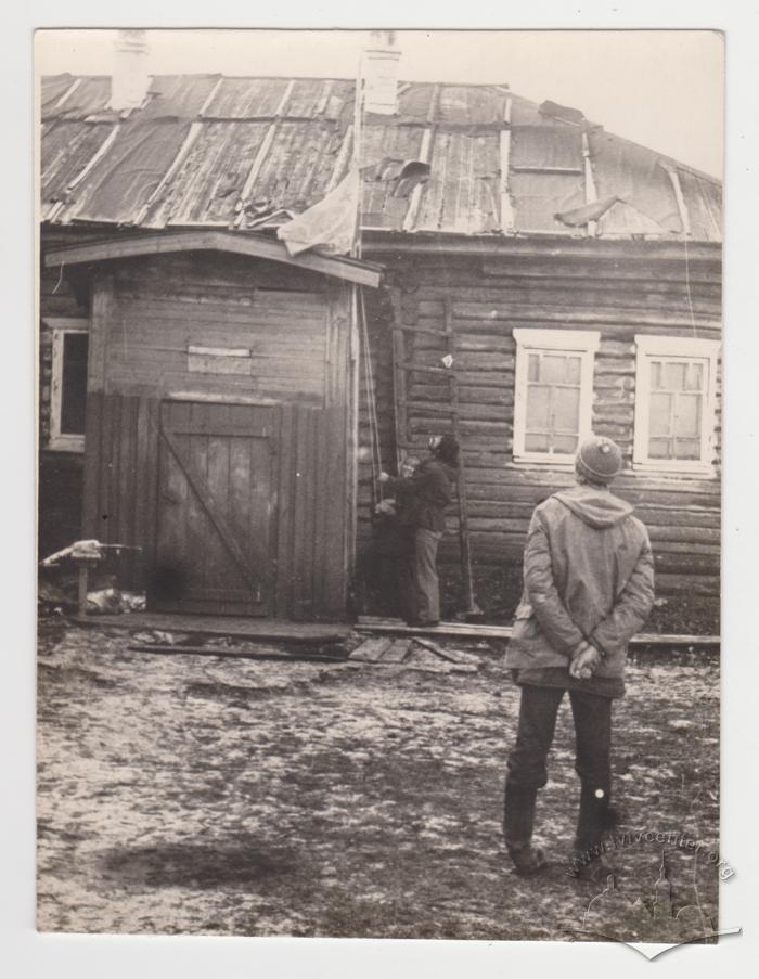 Roof repair 1