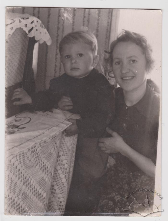 With my mother by the radio 1